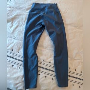 Alo airbrush leggings light blue size medium